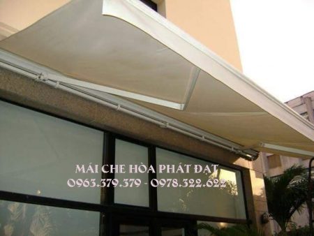 mái-hiên-che-trước-nhà